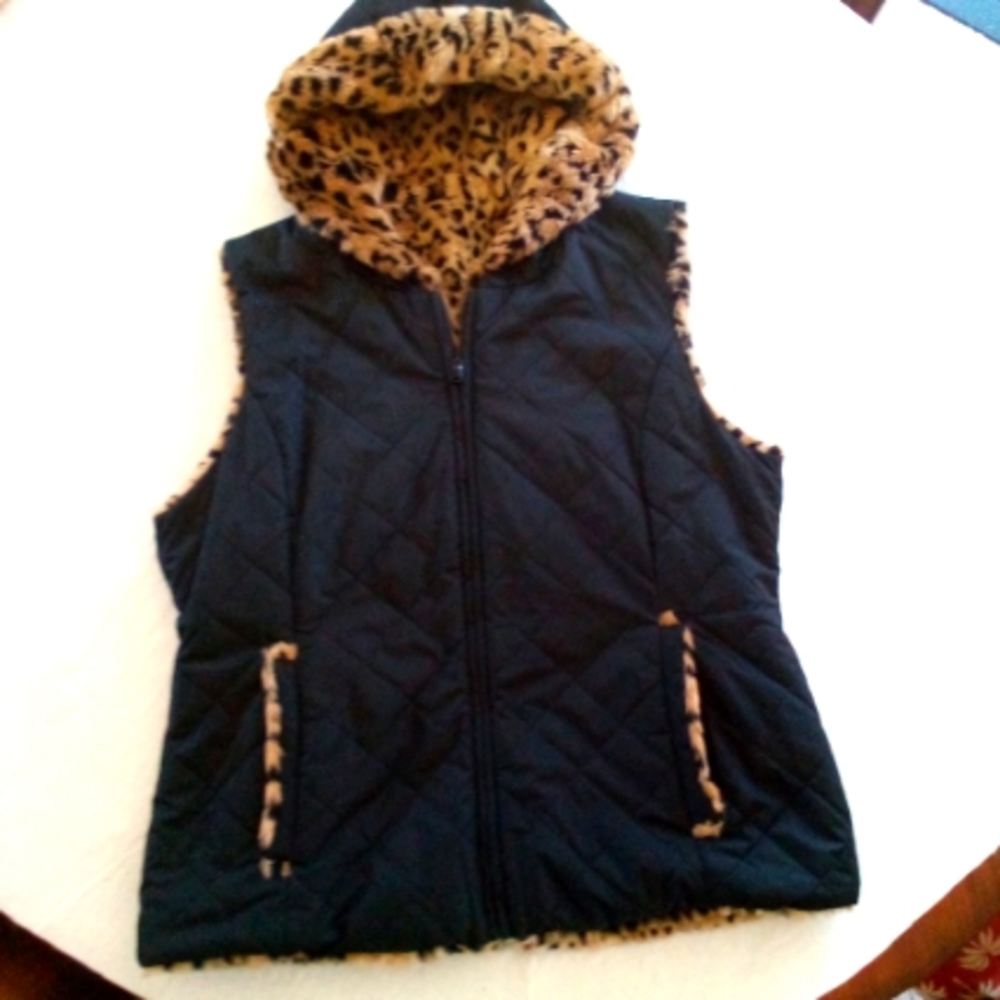 Black & Cheetah Print Irreversible Vest  XL